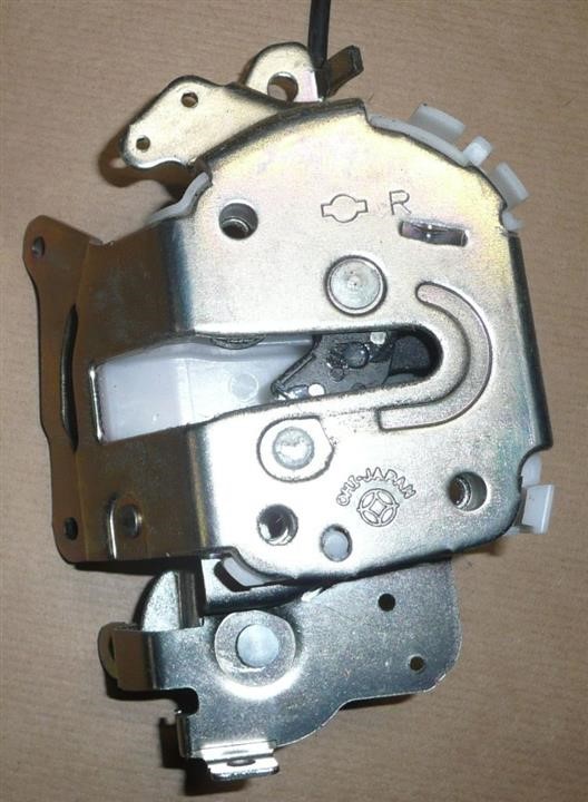 Купить Renault 82 50 873 19R по низкой цене в Украине!