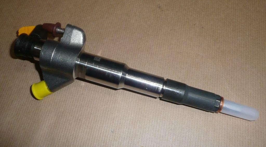 Форсунка топливная Renault 16 60 902 73R