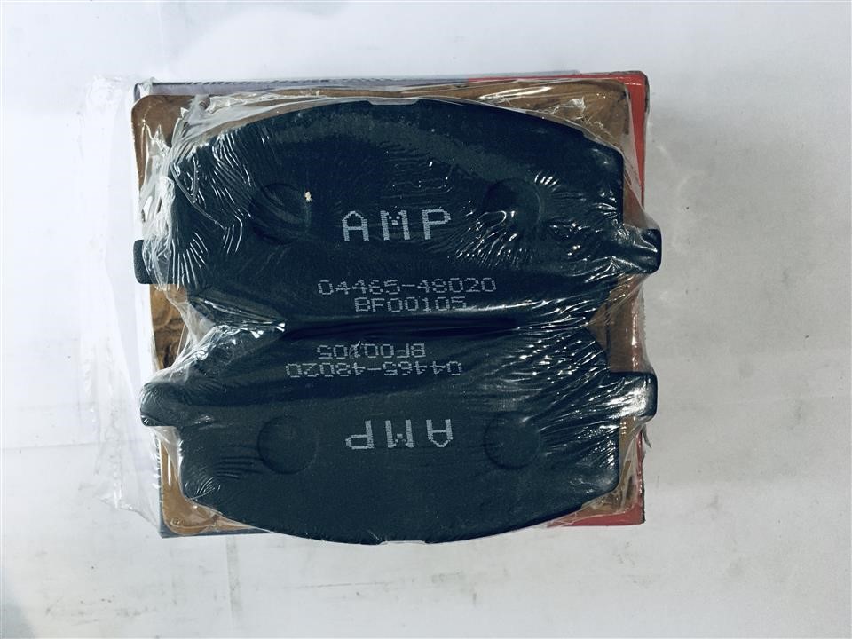 Гальмівні колодки передні, комплект AMP (UPI) BF00105