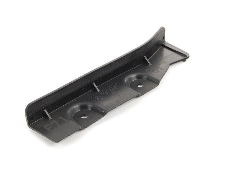 51757188838 BMW Накладка бампера переднего правая