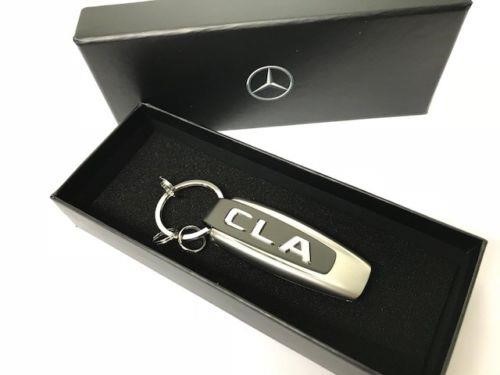 Брелок Mercedes-Benz model series CLA 2017 Mercedes B6 6 95 8422