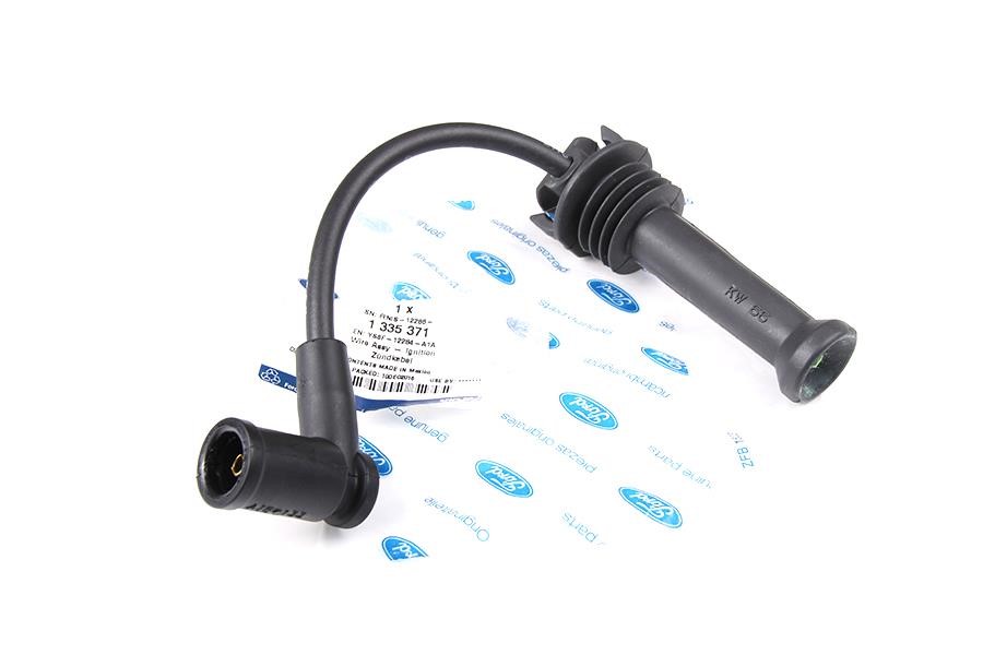 Провод высоковольтный Ford 1 335 371