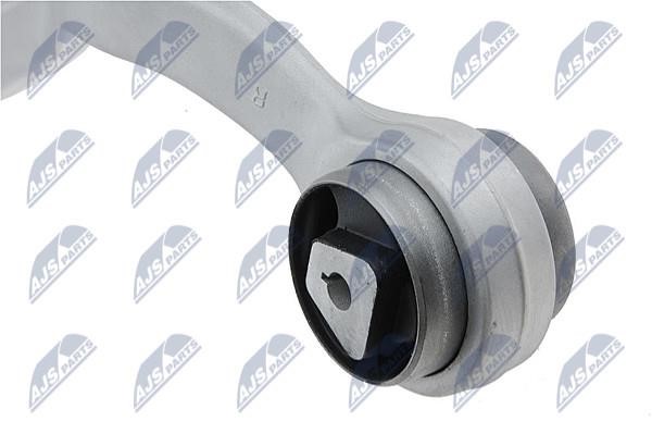 Рычаг подвески передний нижний левый NTY ZWD-BM-040