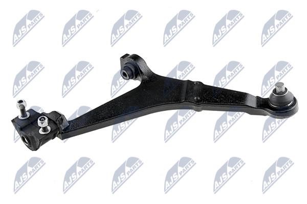 Рычаг подвески передний правый NTY ZWD-CT-013