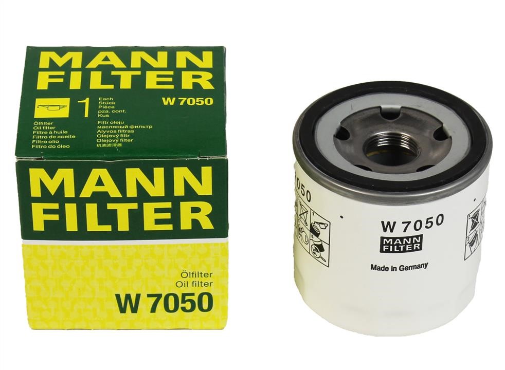 Фільтр масляний Mann-Filter W 7050