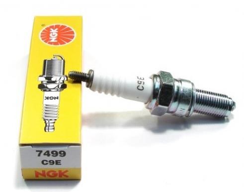 NGK 7499 Свічка запалювання NGK Standart C9E 7499: Купити в Україні - Добра ціна на EXIST.UA!