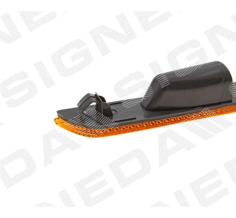 ZFD1650OR Signeda Отражатель света задний правый