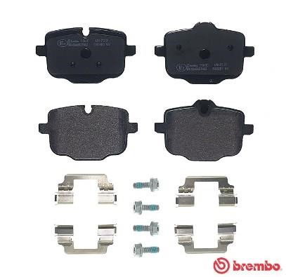 Тормозные колодки дисковые, комплект Brembo P 06 101