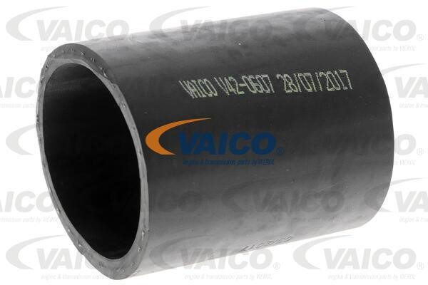 Vaico V420607 Патрубок турбокомпресора V420607: Купити в Україні - Добра ціна на EXIST.UA!