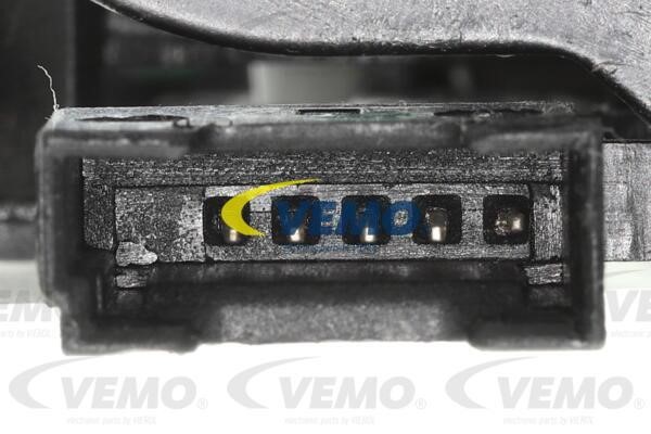 Замок кришки багажника Vemo V20-85-0070