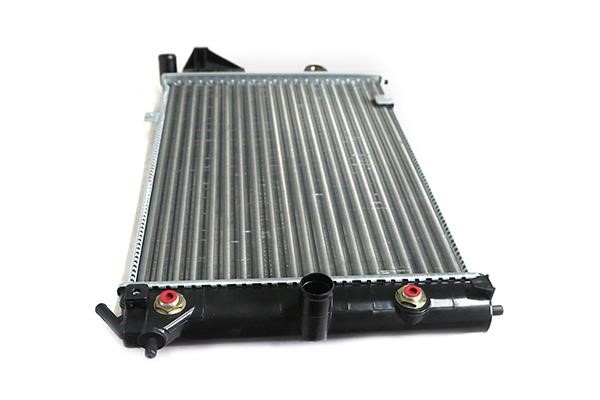 Радіатор охолодження двигуна WXQP 580141