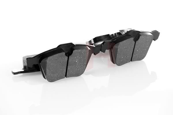 Тормозные колодки дисковые, комплект GH GH-411003