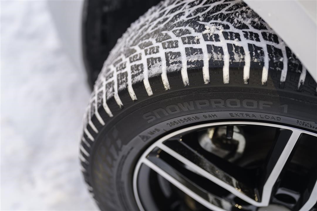 Шина Легкова Зимова Nokian SNOWPROOF 1 185&#x2F;55 R15 82T Nokian T432939