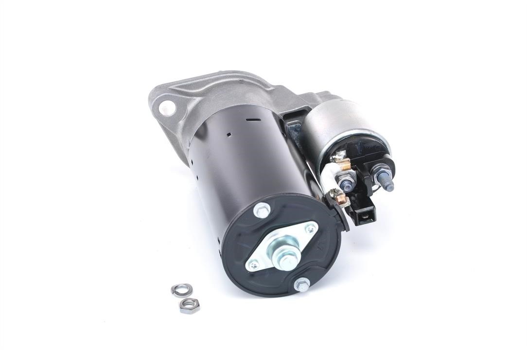 Стартер Bosch 0 001 125 048