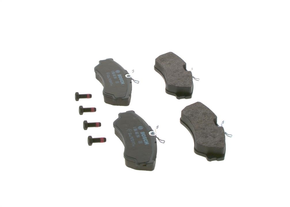 Тормозные колодки дисковые, комплект Bosch 0 986 460 941