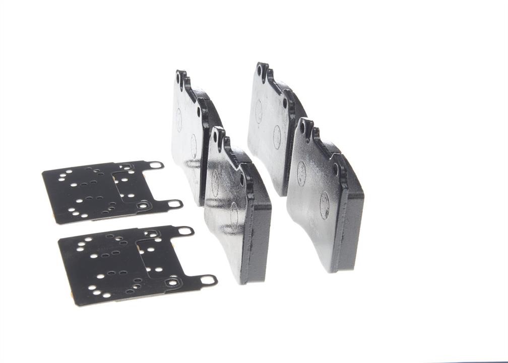 Тормозные колодки дисковые, комплект Bosch 0 986 460 966