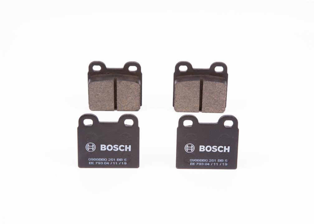 Bosch 0 986 BB0 251 Гальмівні колодки, комплект 0986BB0251: Купити в Україні - Добра ціна на EXIST.UA!