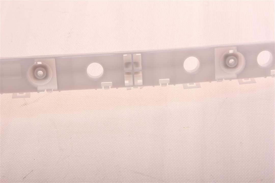 Купити Nissan 85221-4BA1A-DEFECT за низькою ціною в Україні!
