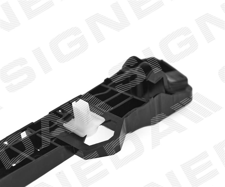Кронштейн бамперу Signeda PSB43051BL
