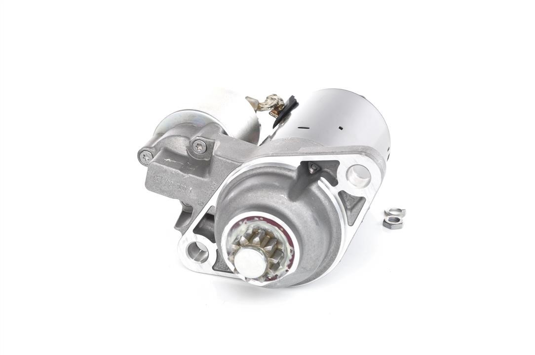 Стартер Bosch 0 001 121 024