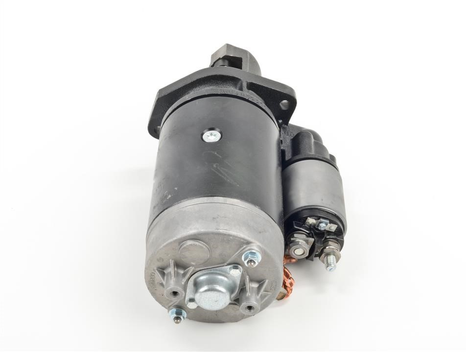 Стартер Bosch 0 001 367 054