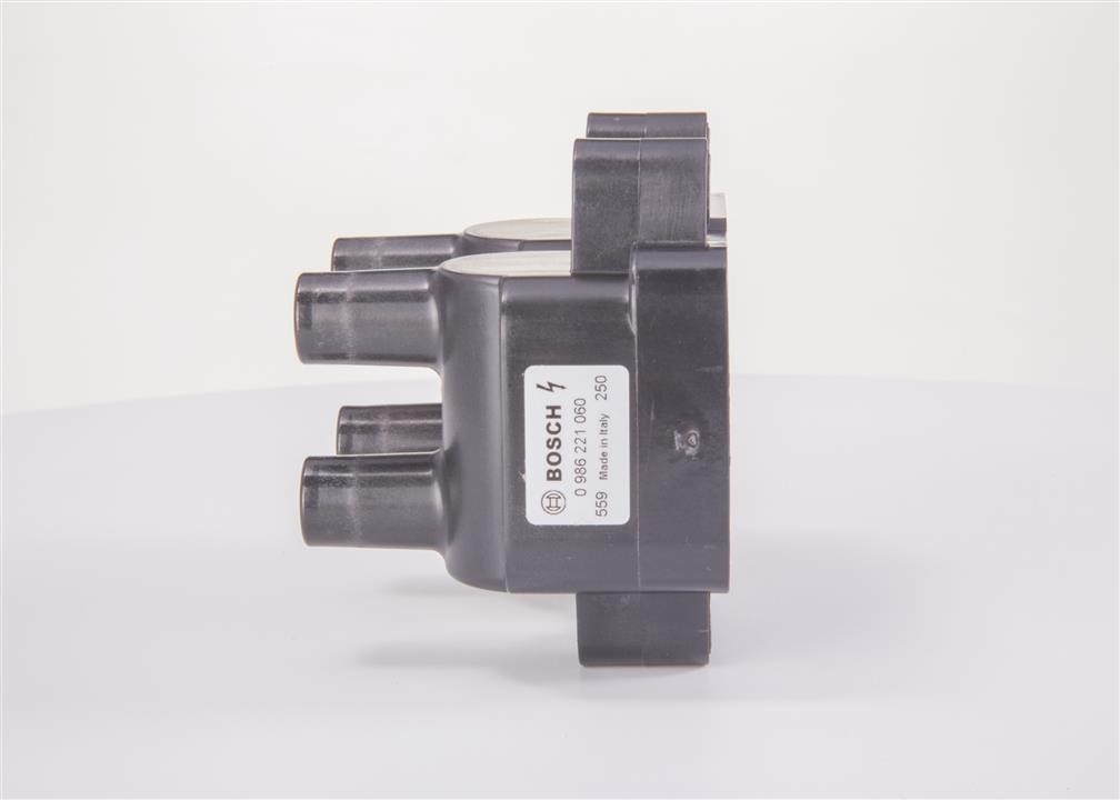 Купить Bosch 0986221060 – отличная цена на EXIST.UA!