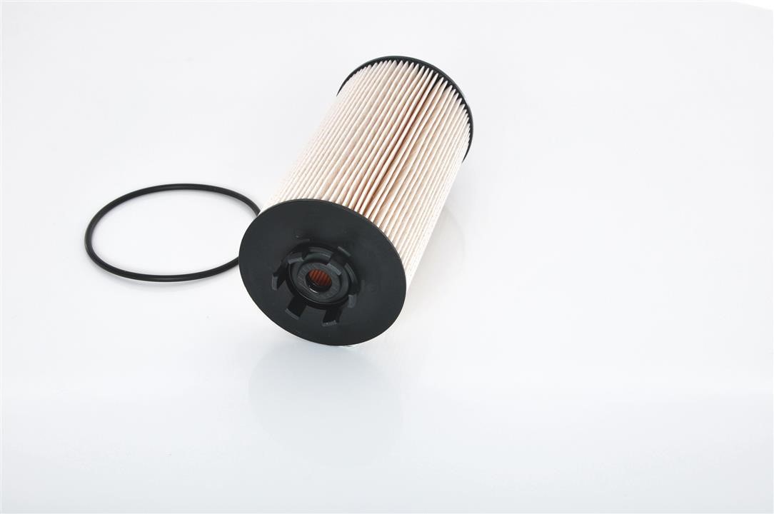Топливный фильтр Bosch F 026 402 033