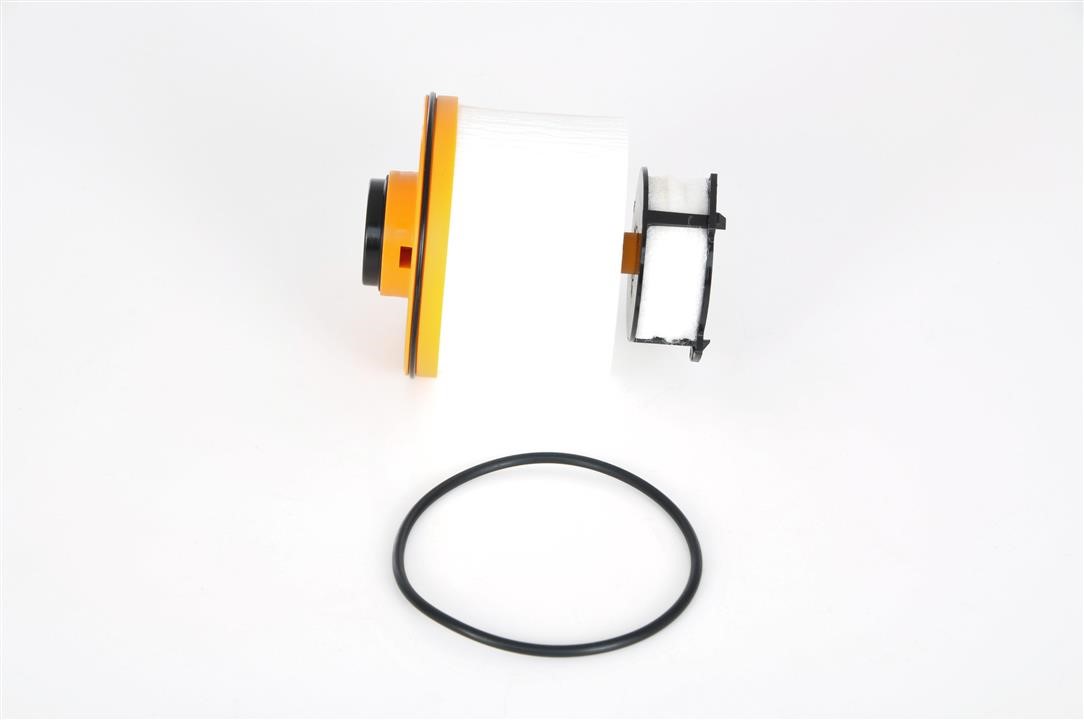 Топливный фильтр Bosch F 026 402 225