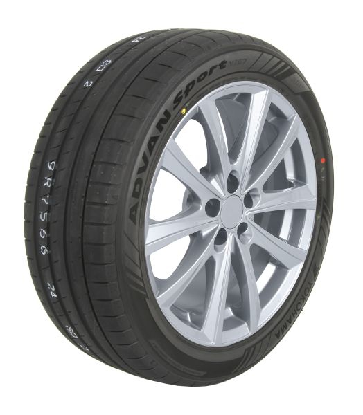 R8269 Yokohama Шина Легковая Летняя Yokohama Advan Sport V107 245/30 R20 90Y XL