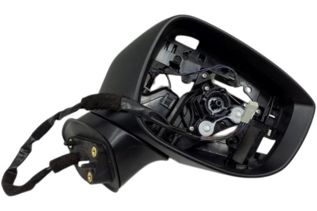 KB8M69121D Mazda Корпус зеркала бокового