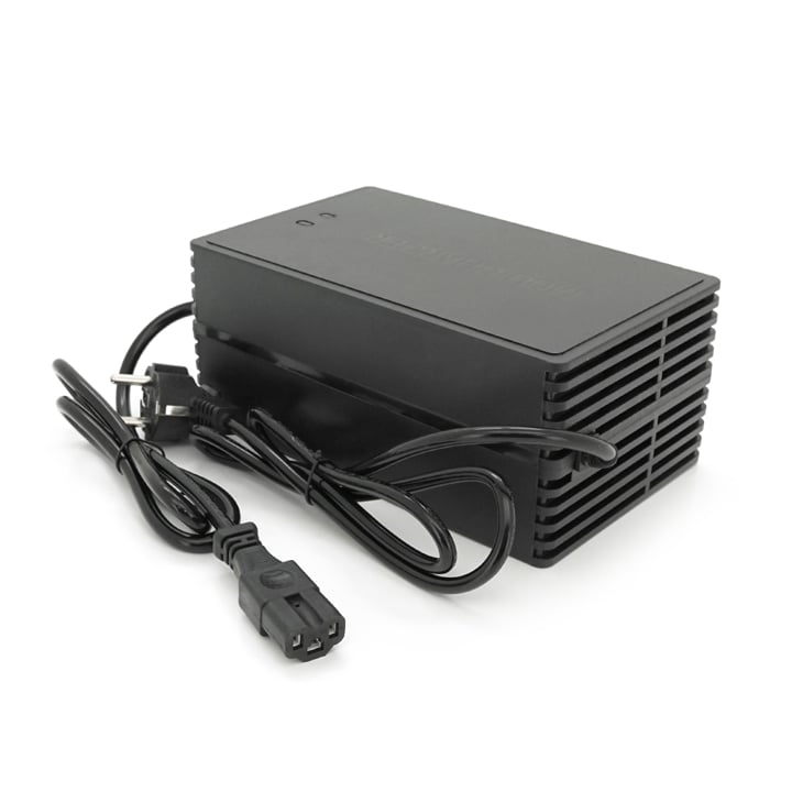 36988 Voltronic Зарядное устройство Li-ion 72V(88.2V) 21S 8A 750W