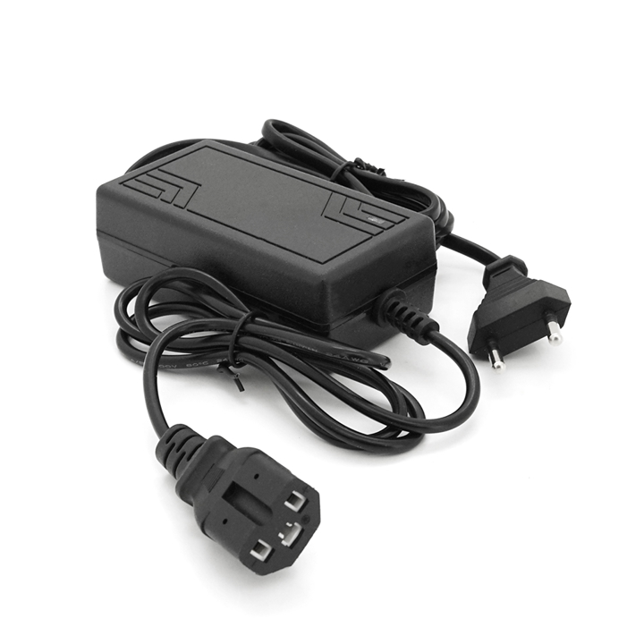 36771 Voltronic Зарядное устройство LiFePO4 12V(14.6V) 4S 1.5A Triangle C13