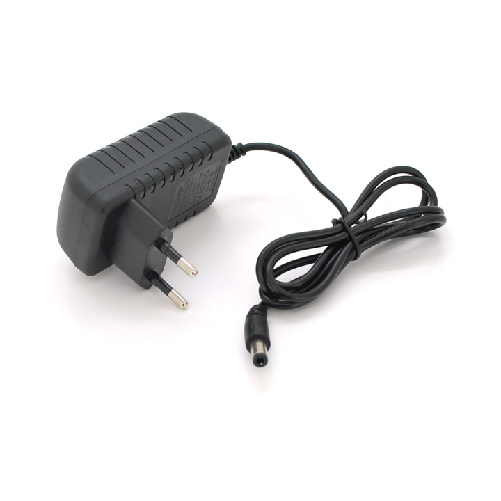22383 Voltronic Зарядное устройство LiFePO4 15V 4S 1A штекер 5.5x2.5