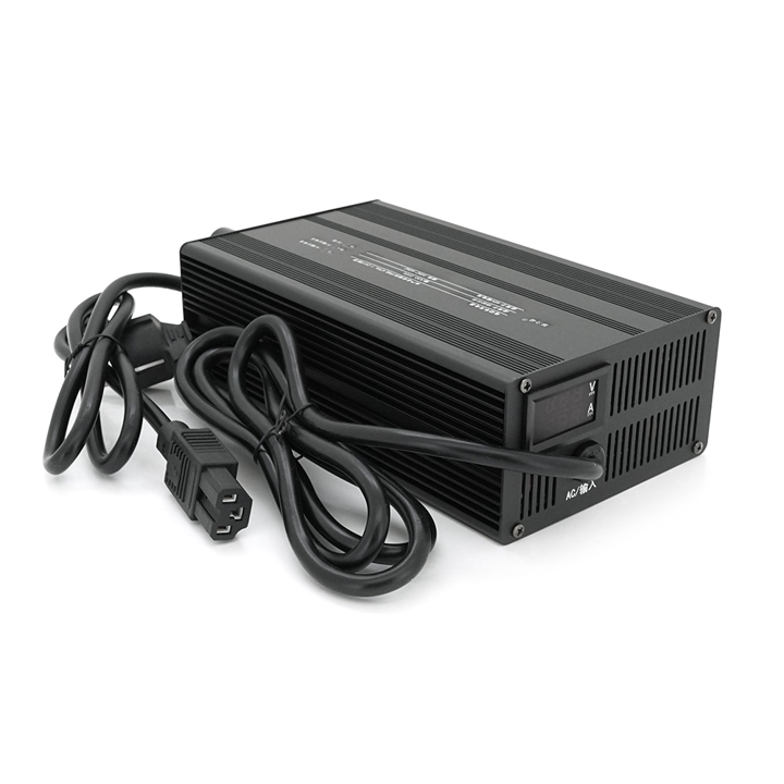 36800 Voltronic Зарядное устройство Li-ion 48V(58.4V) 15A 1300W LED
