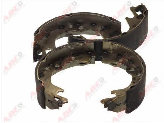 Колодки тормозные барабанные, комплект ABE C00320ABE