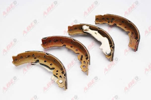 Колодки тормозные барабанные, комплект ABE C02063ABE