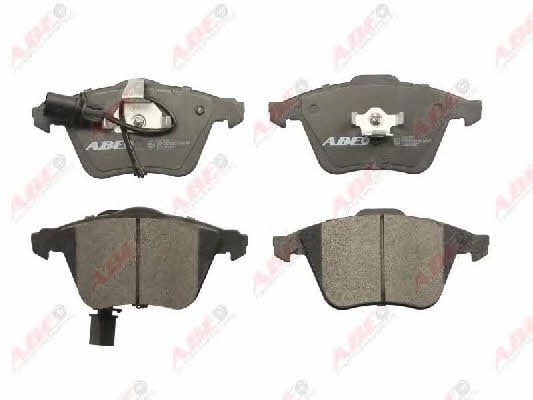 Тормозные колодки дисковые передние, комплект ABE C1A042ABE