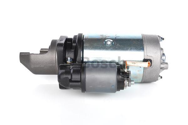 Стартер Bosch 0 001 368 037