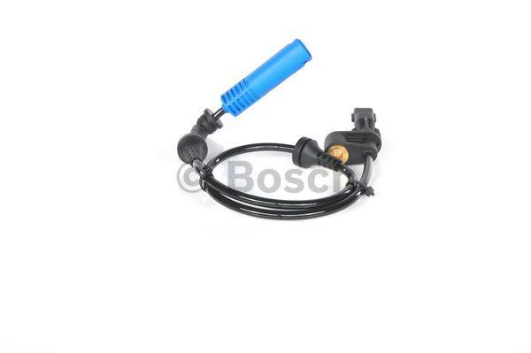 Купити Bosch 0 986 594 528 за низькою ціною в Україні!