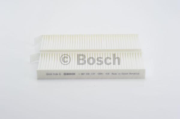 Фильтр салона Bosch 1 987 432 137