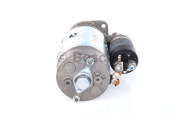 Стартер Bosch 0 001 369 024