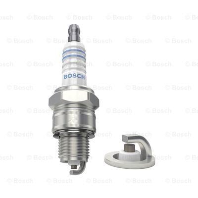 Свеча зажигания Bosch Standard Super WR7BC Bosch 0 242 235 522