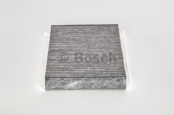 Bosch Фільтр салону з активованим вугіллям – ціна 566 UAH