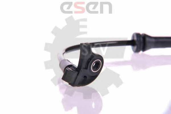 06SKV098 Esen SKV Датчик частоты вращения