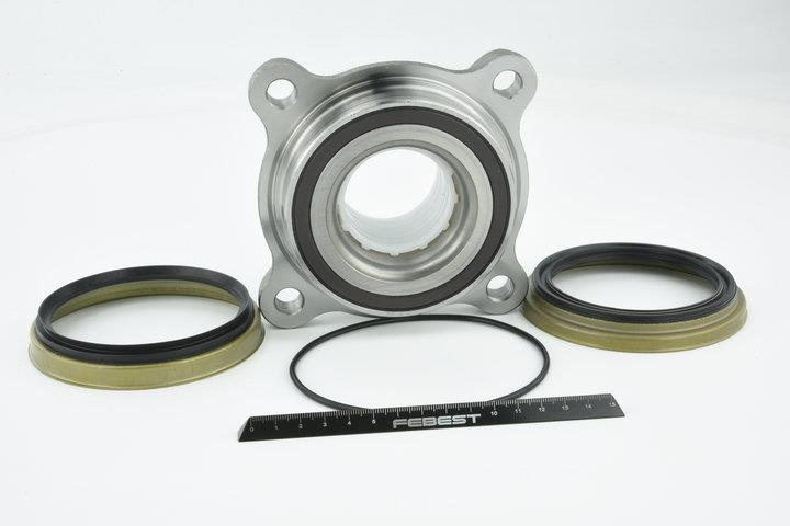 Ступица колеса передняя Febest 0182-LC200FM-KIT