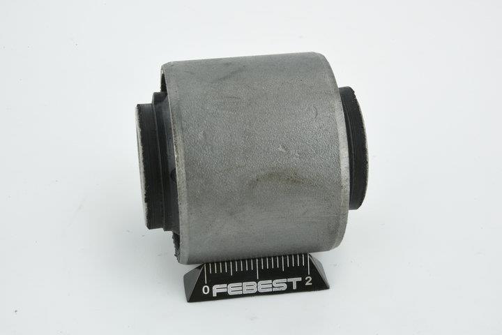 Сайлентблок задней цапфы нижний Febest NAB-269