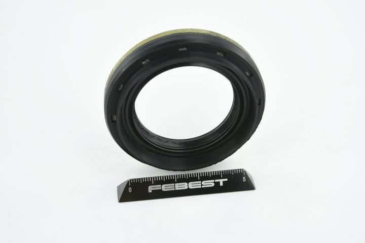 Сальник полуоси Febest 95PES-44671016C