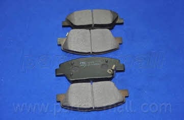 Тормозные колодки дисковые, комплект PMC PKB-036