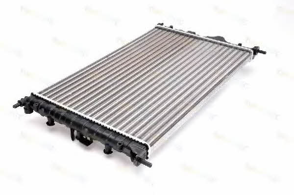 Радиатор охлаждения двигателя Thermotec D7R028TT