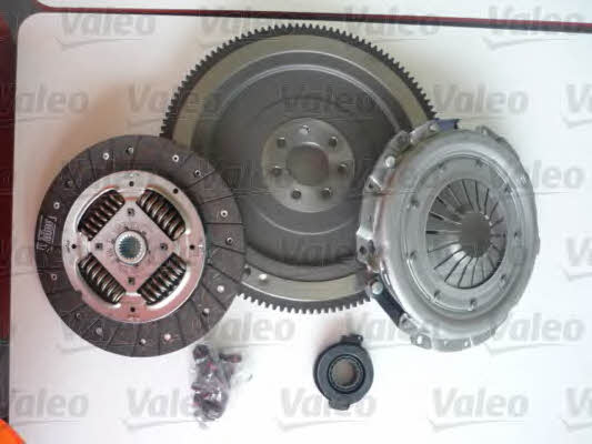Купити Valeo 835002 за низькою ціною в Україні!